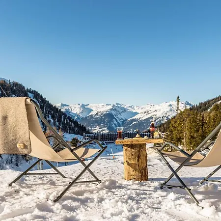 Hotel Carlina By Les Etincelles 4*