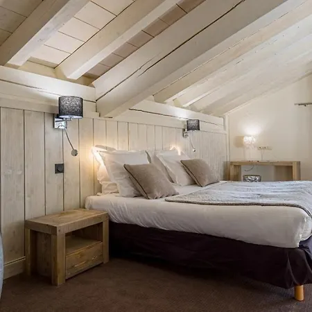 Hotel Carlina By Les Etincelles 4*