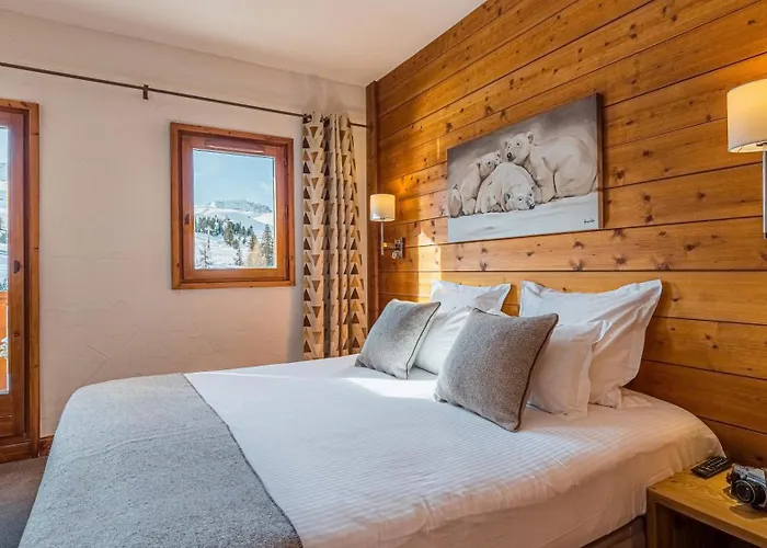 Carlina By Les Etincelles לה פלאנייה