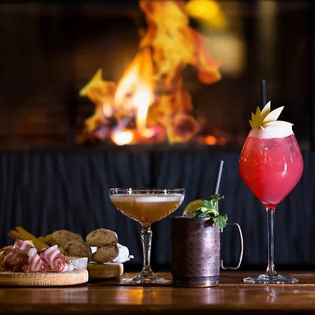 호텔 Carlina By Les Etincelles 4*