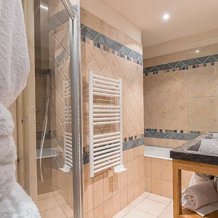 Carlina By Les Etincelles 라 플라뉴