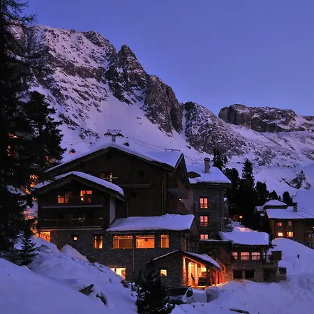 Hotell Carlina By Les Etincelles La Plagne