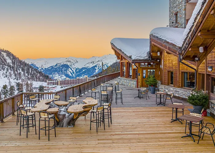 Hotel Carlina By Les Etincelles La Plagne